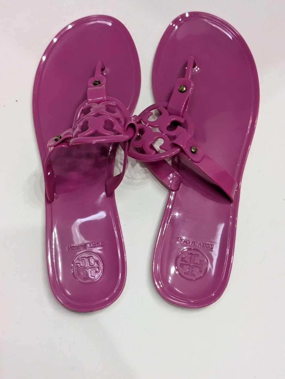 Tory Burch Women's 11 Miller Jelly Thong Sandals Purple Logo - Picture 5 of 8